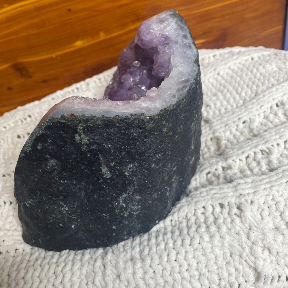 Amethyst crystal cathedral - Picture 3 of 9